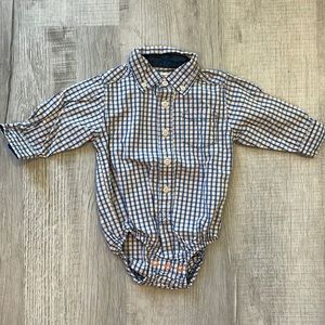 Osh Kosh Baby Boy’s long sleeve collared onesie, size 12 months